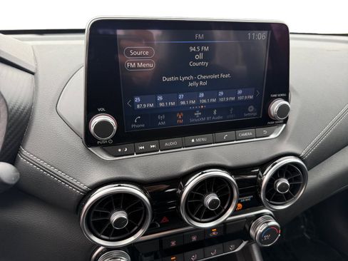 Used 2023 Nissan Sentra SV image 12