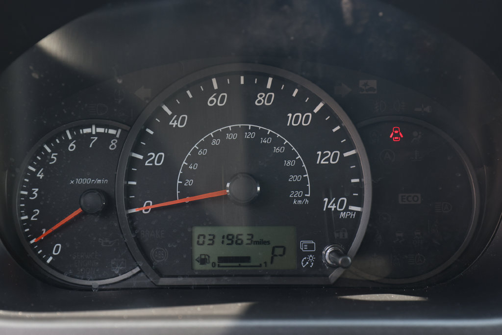 Used 2024 Mitsubishi Mirage ES FWD image 10