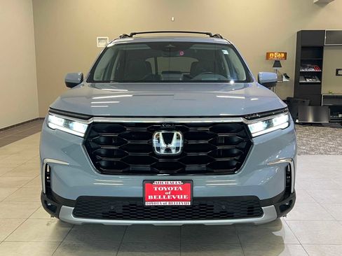 Used 2023 Honda Pilot Elite image 8