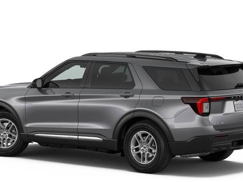 New 2026 Ford Explorer Active AWD/4WD image 10