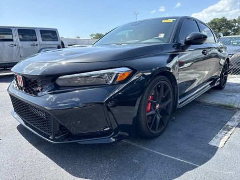 Used 2025 Honda Civic Type R image 5