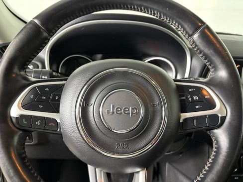 Used 2020 Jeep Compass Limited AWD/4WD image 14