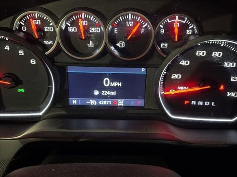 Used 2020 Chevrolet Silverado 1500 RST image 3