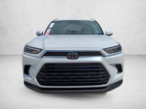 New 2026 Toyota Grand Highlander XLE image 6