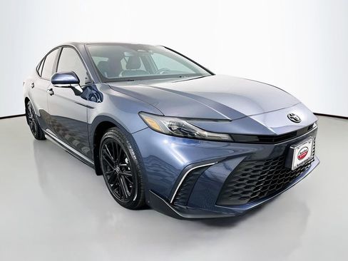 Certified 2026 Toyota Camry SE w/ Convenience Package FWD image 3