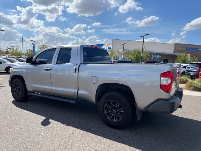 Used 2015 Toyota Tundra SR w/ Tow Package RWD image 4