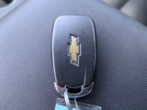 Used 2018 Chevrolet Equinox LT w/ Sun & Infotainment Package FWD image 35