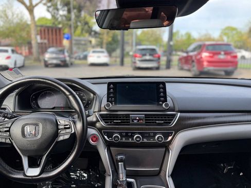 Used 2018 Honda Accord EX-L image 11