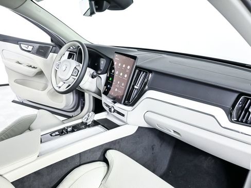 New 2026 Volvo XC60 B5 Ultra w/ Climate Package AWD/4WD image 24