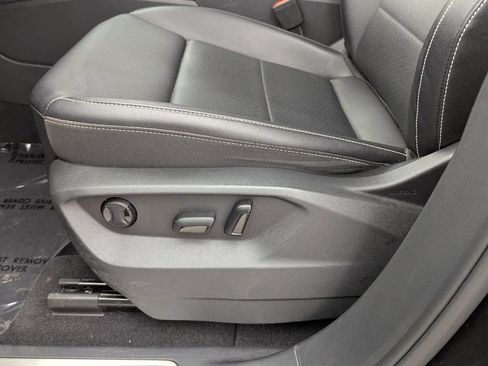 Certified 2023 Volkswagen Atlas SE w/ Panoramic Sunroof Package AWD/4WD image 21
