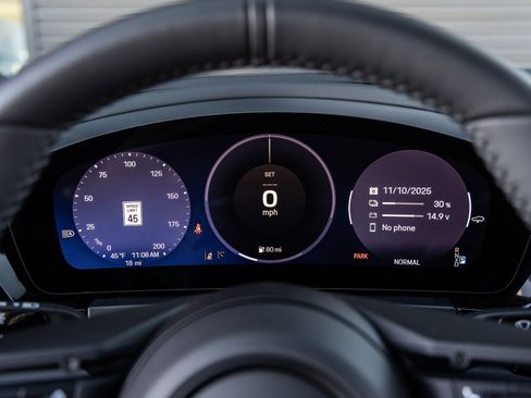 New 2025 Porsche Macan Electric image 29