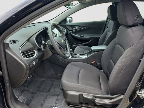 Used 2023 Chevrolet Malibu LS FWD image 16