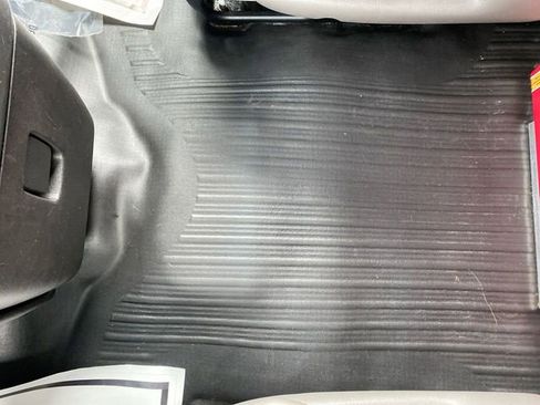 Used 2024 Chevrolet Express 2500 w/ Driver Convenience Package image 10