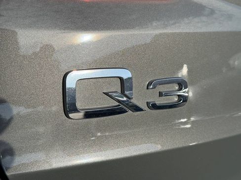 Used 2024 Audi Q3 2.0T Premium AWD/4WD image 7