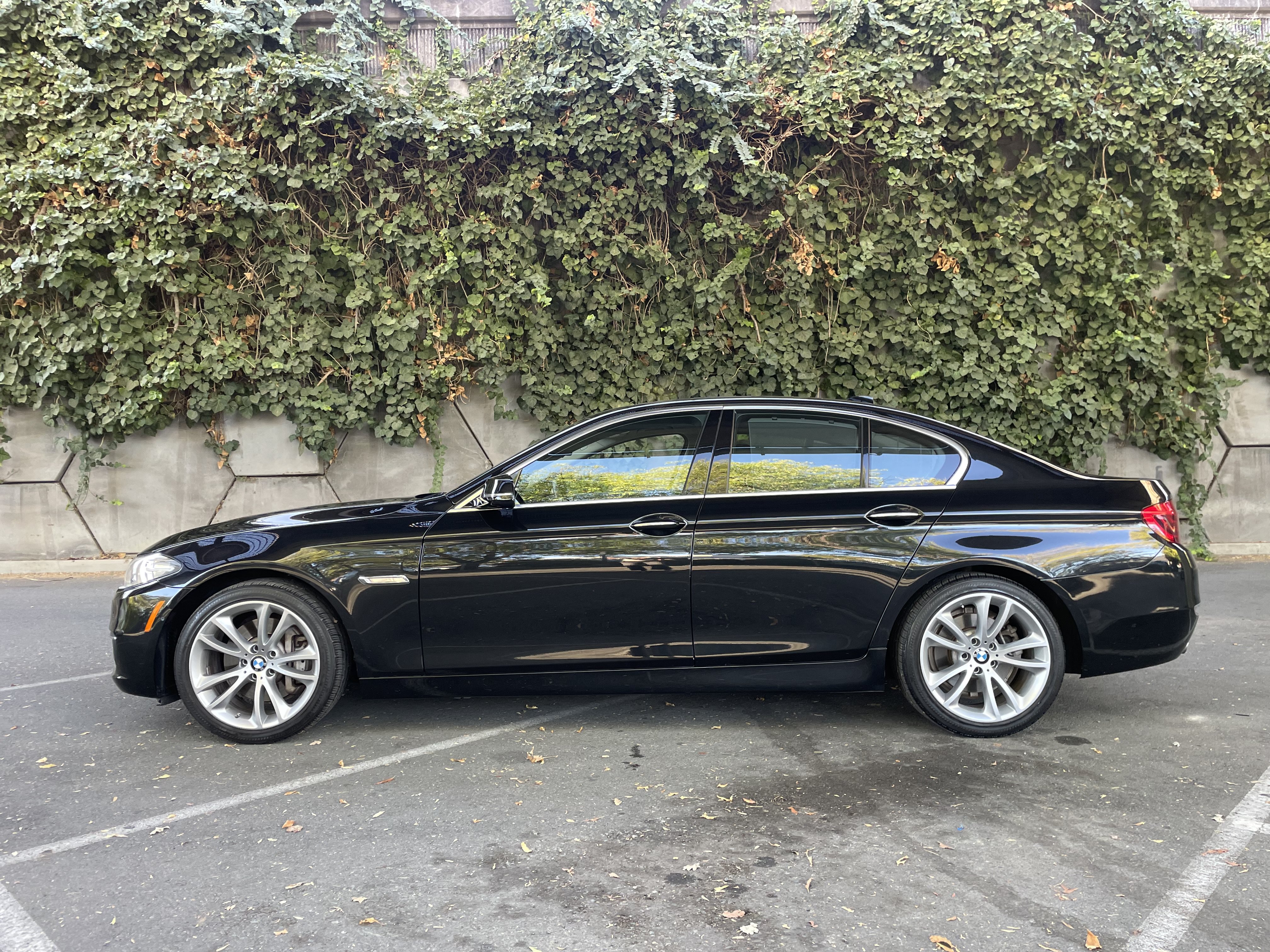 Used 2016 BMW 535i Sedan RWD image 1