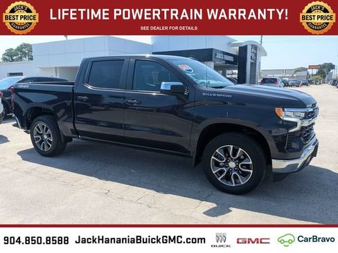 Used 2023 Chevrolet Silverado 1500 LT AWD/4WD image 2