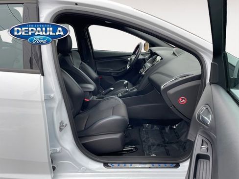 Used 2017 Ford Focus RS image 19