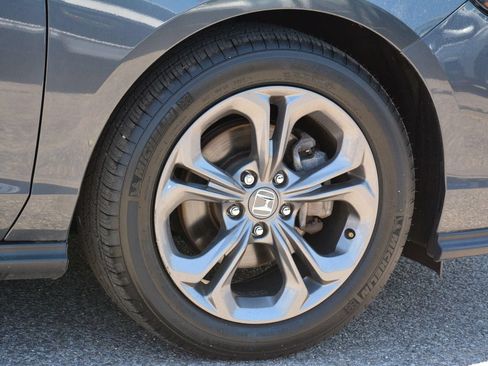 Used 2024 Honda Accord EX image 34