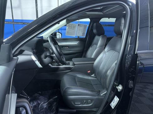 Used 2024 MAZDA CX-90 Plug-In Hybrid w/ Preferred AWD/4WD image 27