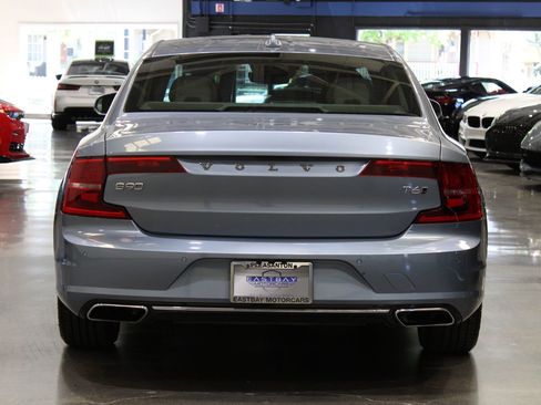 Used 2017 Volvo S90 T6 Momentum w/ Vision Package image 14