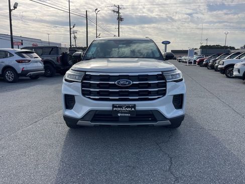 New 2026 Ford Explorer Active image 3