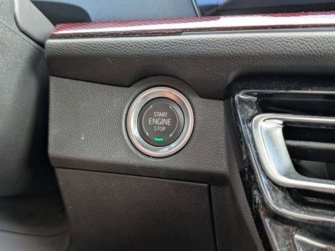 Certified 2024 Chevrolet Traverse RS image 21