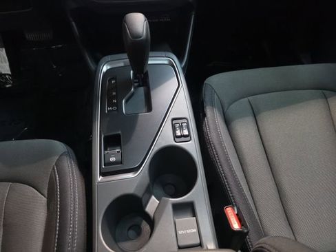 Used 2025 Subaru Crosstrek 2.0i Premium image 23