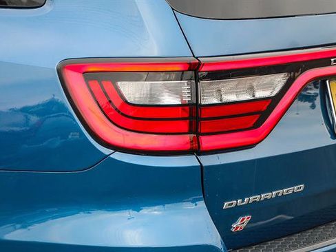 Used 2024 Dodge Durango GT image 11