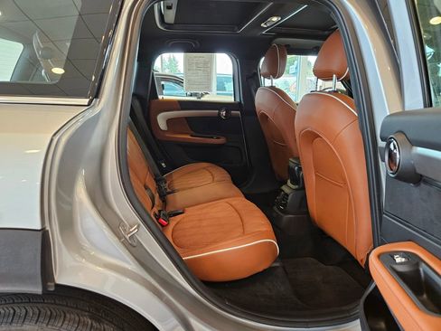 Used 2023 MINI Cooper Countryman S w/ Signature Upholstery Package FWD image 29