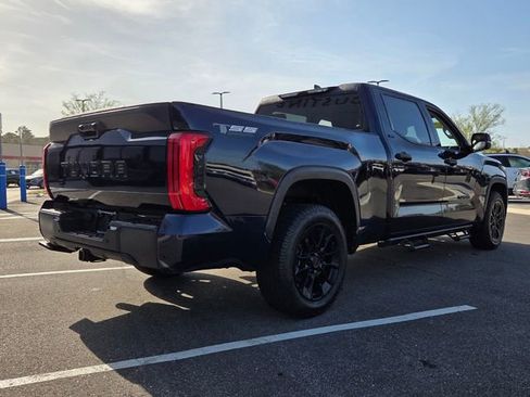 Used 2023 Toyota Tundra SR5 w/ SR5 Convenience Package RWD image 12