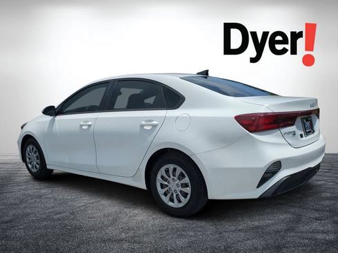 Used 2023 Kia Forte LX FWD image 6