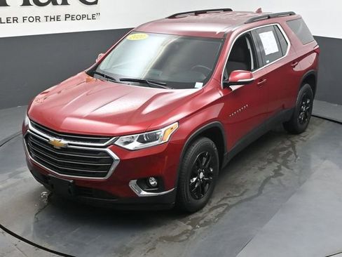 Used 2020 Chevrolet Traverse LT FWD image 46
