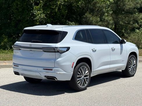 New 2026 Buick Enclave Avenir AWD/4WD image 13