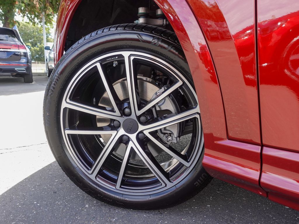 New 2026 Audi Q5 Premium Plus AWD/4WD image 10