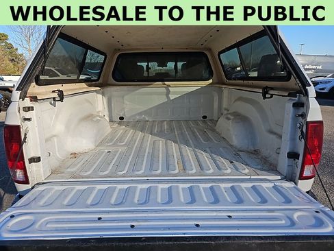 Used 2019 RAM 1500 Classic SLT image 7