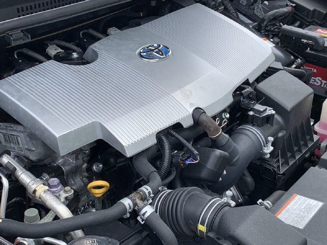 Used 2019 Toyota Prius LE w/ Carpet Mat Package AWD/4WD image 16