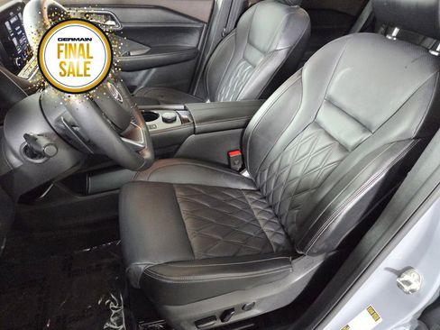 Used 2022 Nissan Rogue Platinum w/ Head-Up Display Package image 14