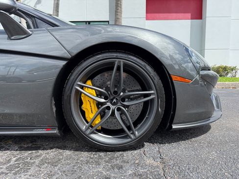 Used 2019 McLaren 570S image 4