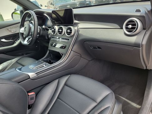 Used 2021 Mercedes-Benz GLC 300 image 18