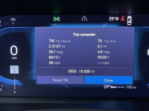 Used 2025 Volvo S60 B5 Core image 24