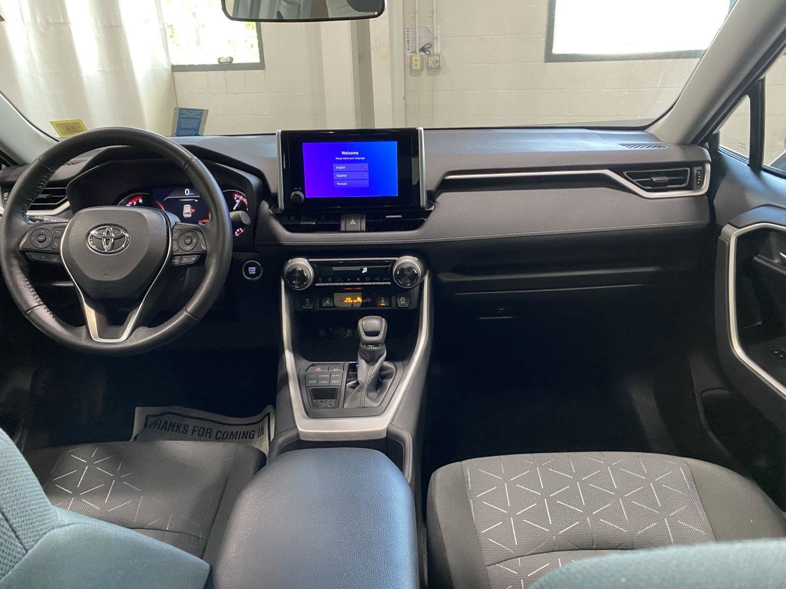 Used 2024 Toyota RAV4 XLE w/ Convenience Package AWD/4WD image 8