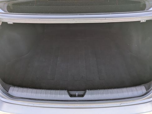 Used 2018 Kia Optima LX w/ Convenience Package FWD image 11