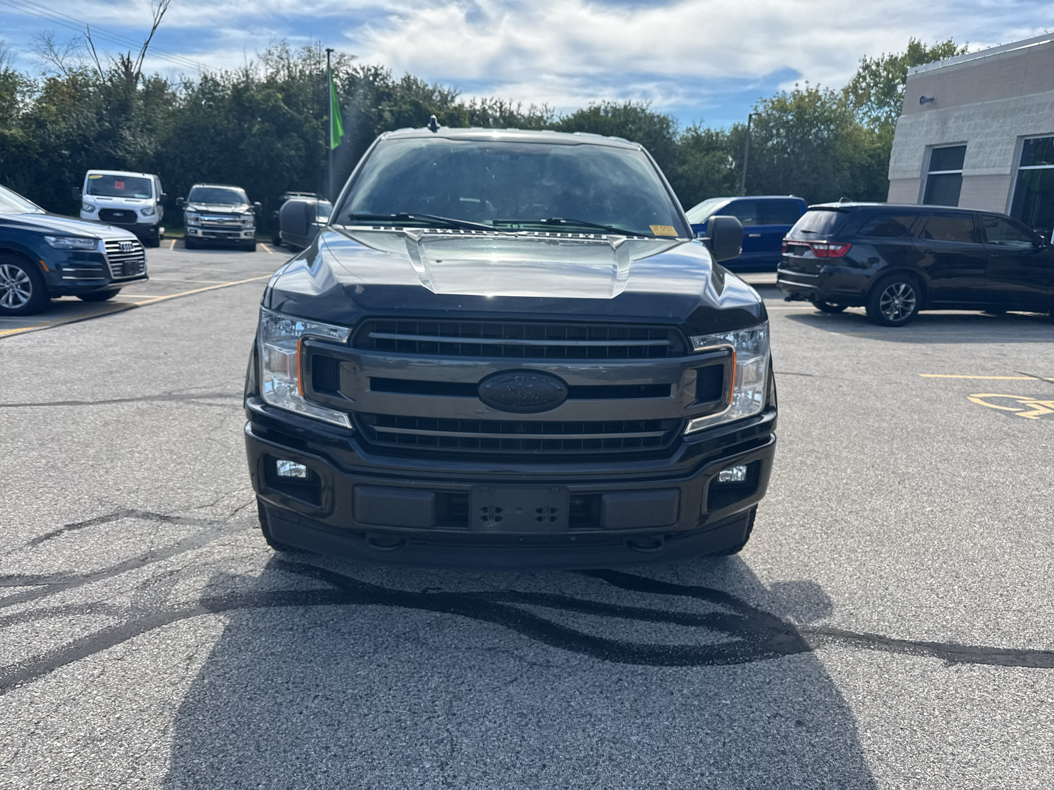 Used 2018 Ford F150 XLT w/ Equipment Group 302A Luxury AWD/4WD image 2