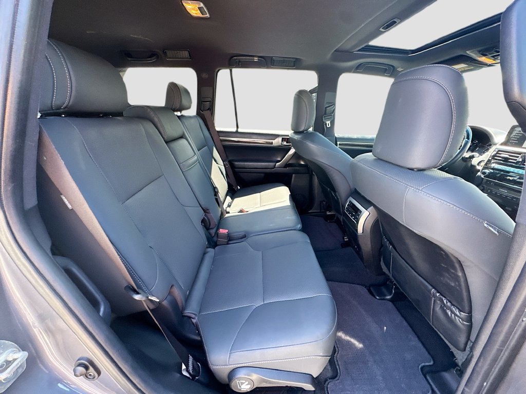 Used 2023 Lexus GX 460 Premium w/ Premium Plus Package AWD/4WD image 29