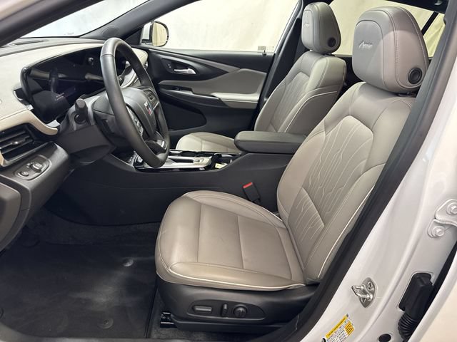 Certified 2025 Buick Envista Sport Touring FWD image 10