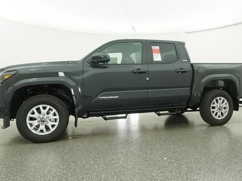 New 2026 Toyota Tacoma SR5 image 18