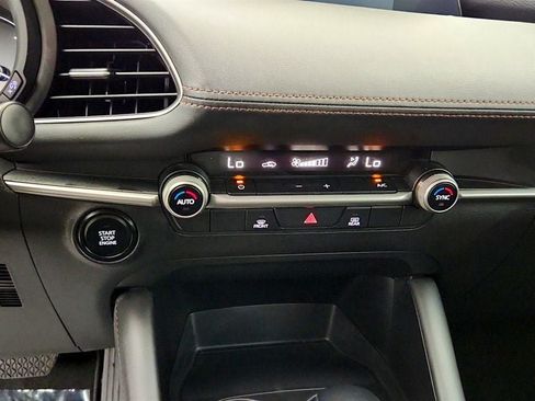 Used 2021 MAZDA MAZDA3 s FWD image 18