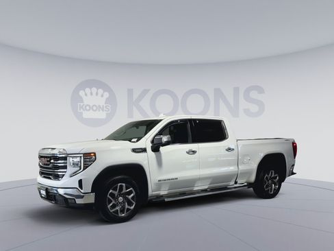 Used 2023 GMC Sierra 1500 SLT w/ SLT Premium Package AWD/4WD image 5