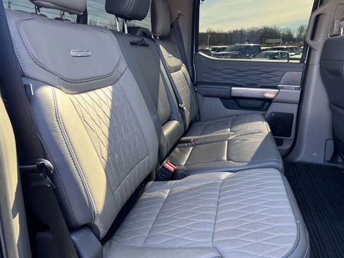 Used 2025 Ford F450 Platinum w/ Platinum Plus Package image 28