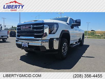New 2025 GMC Sierra 3500 SLT w/ SLT Premium Package